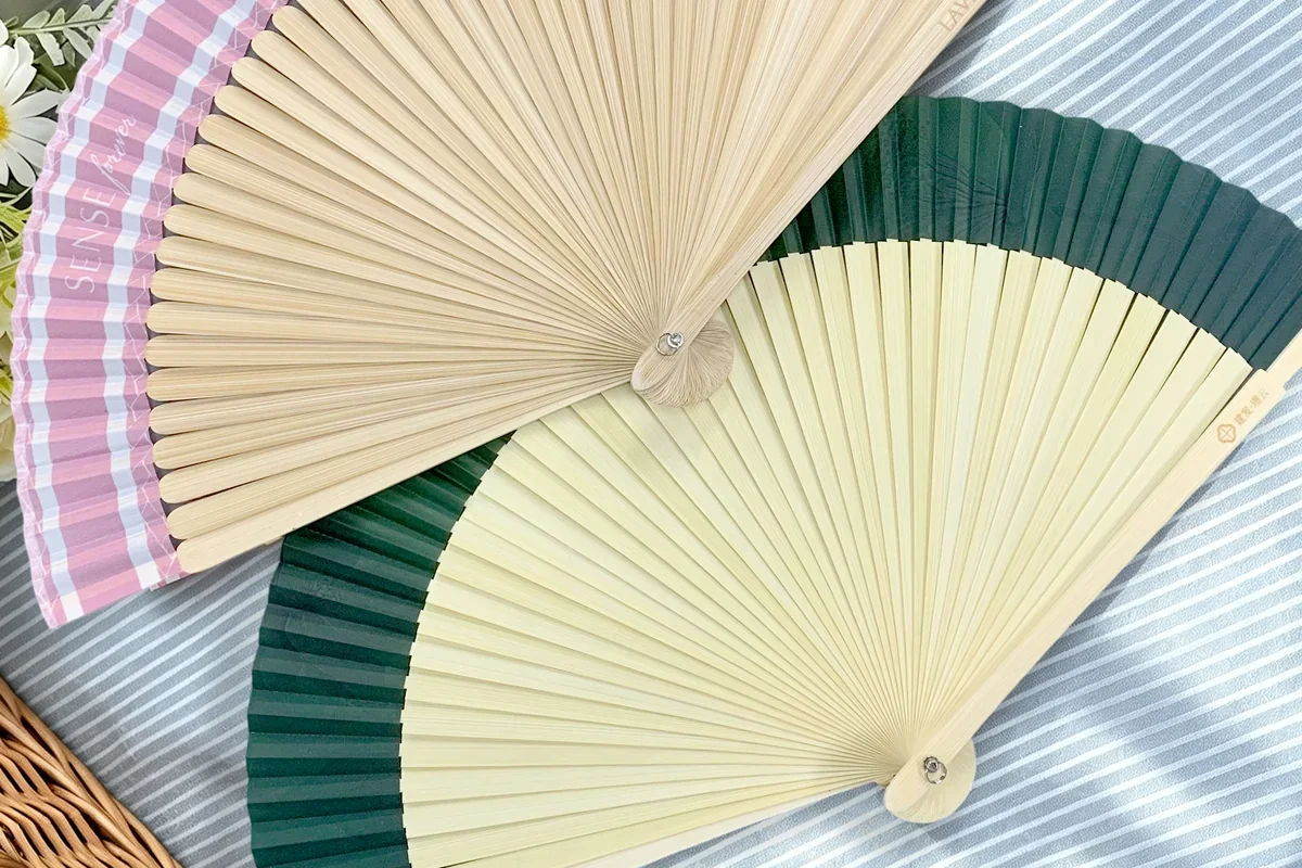 How to Order Custom Folding Hand Fans
