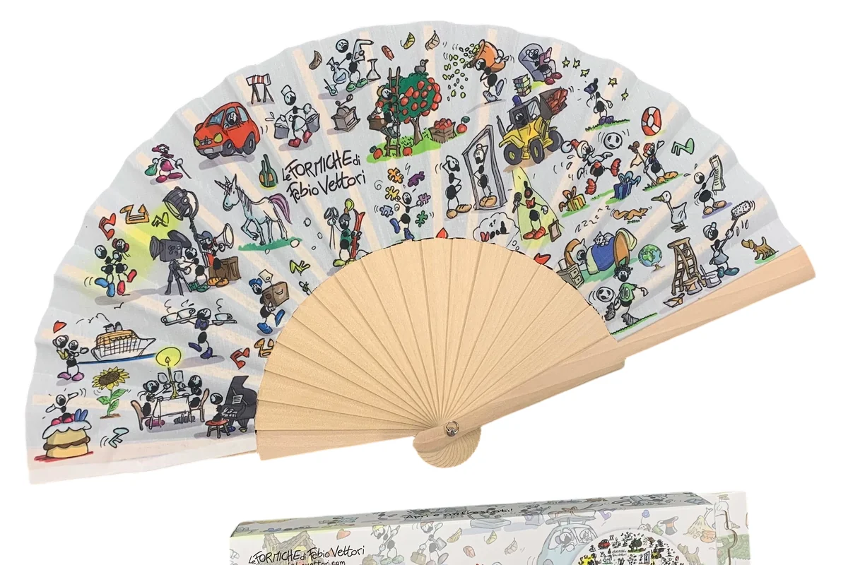 Illustrated folding fan with a matching printed box.